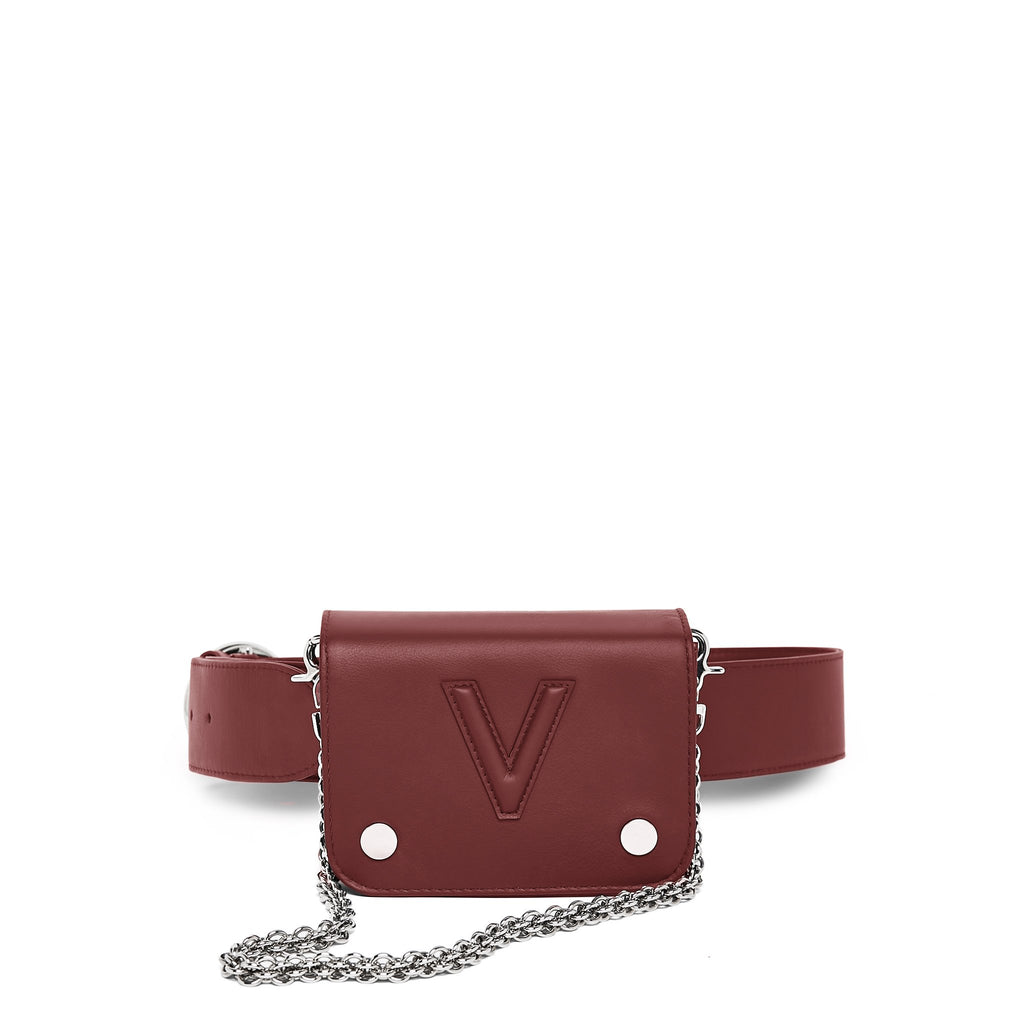 Valas Whit Whit Bag in Burgundy with silver chain on Well(un)known Available on Wellunknown.com