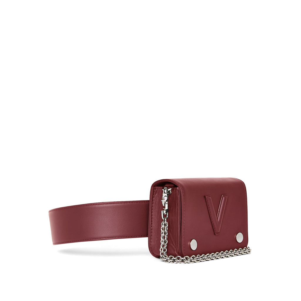 Valas Whit Whit Bag in Burgundy with silver chain on Well(un)known Available on Wellunknown.com