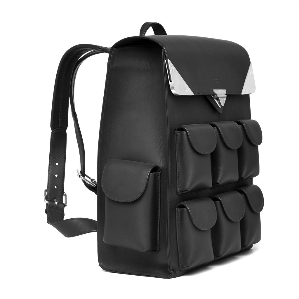 Valas Voyager Bookbag with outside pockets in black on Well(un)known Available on wellunknown.com